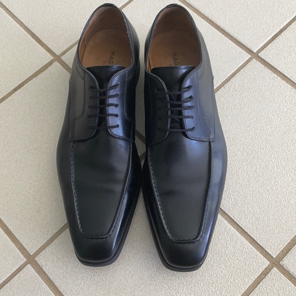 Magnanni’s Size 11 Men’s
